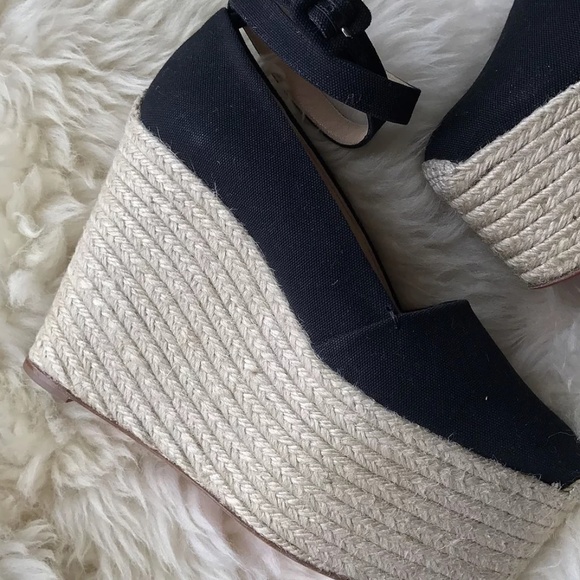 Christian Louboutin Black wedges platform - Picture 4 of 8